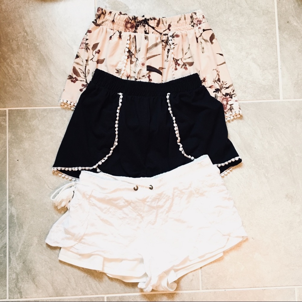 ❋ SHORTS ❋ - Picture 2 of 8